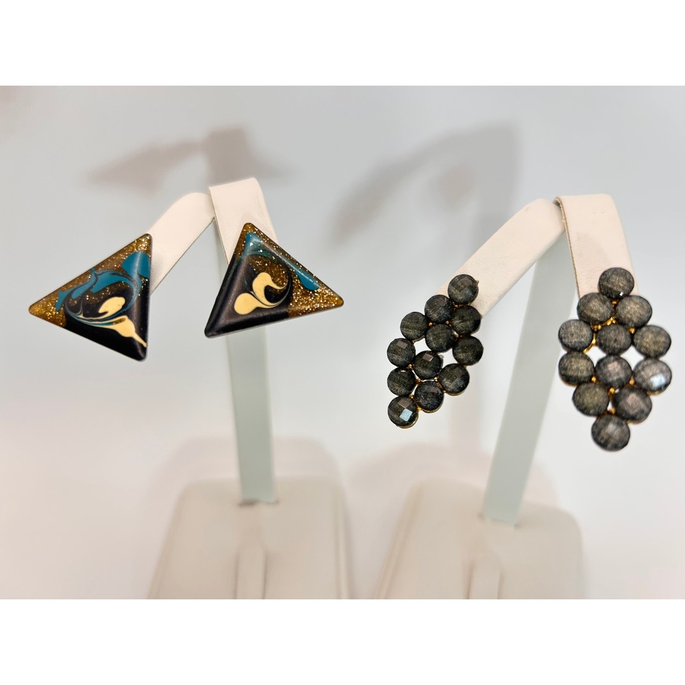 Stud Earrings Women OS Multicolor Good Enamel Beaded 2 Pair Set